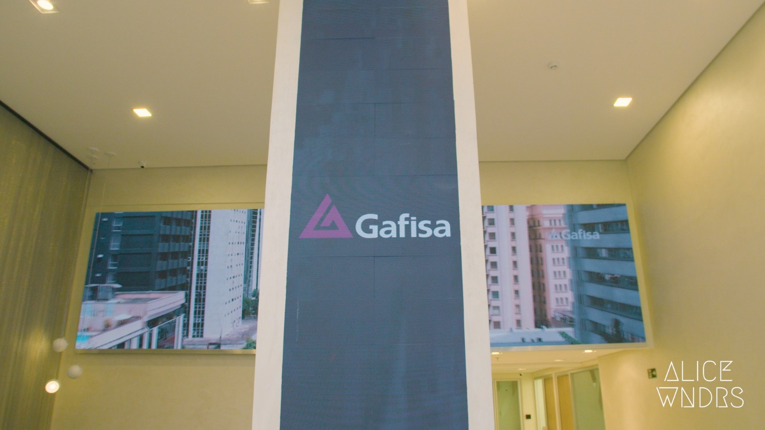 Gafisa - Gafisa: painéis LED e mesas interativas - 3
