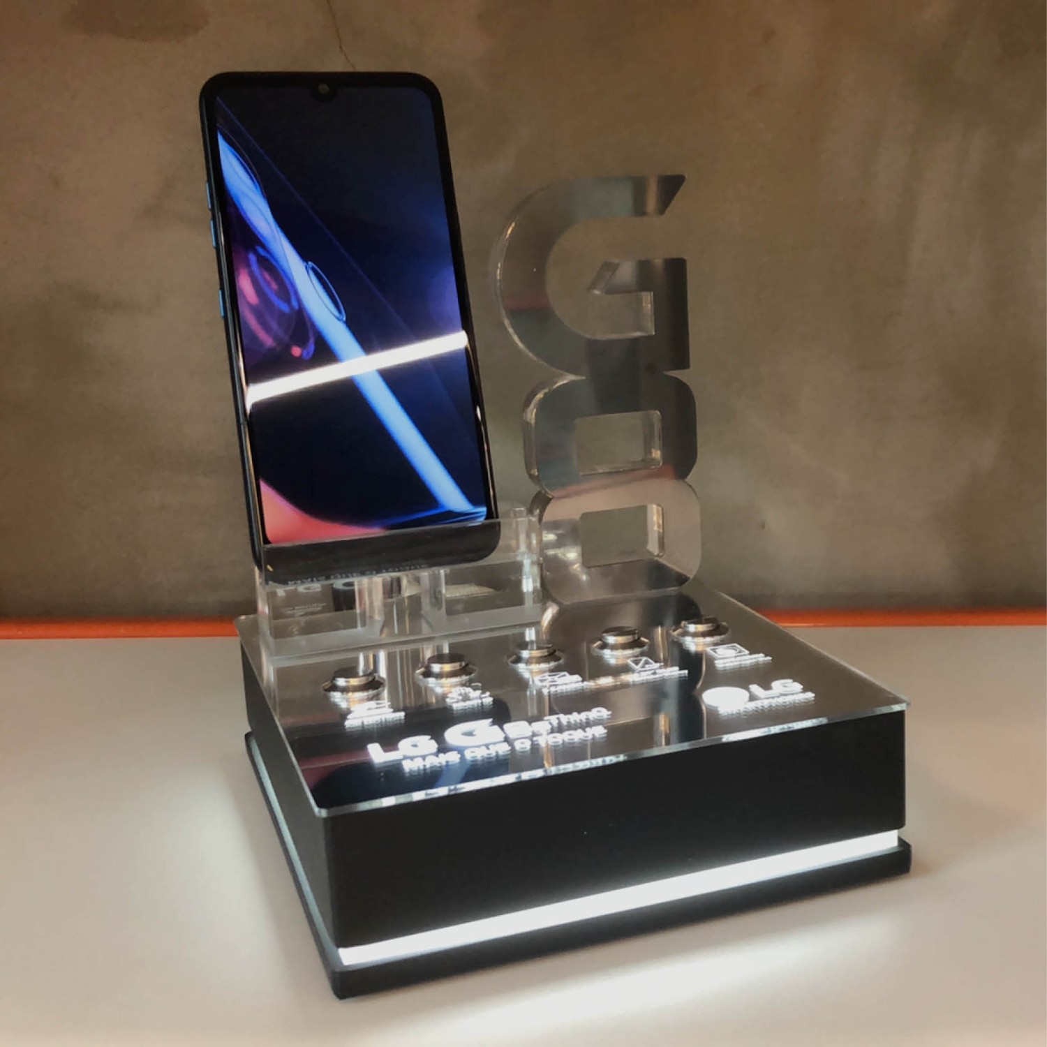 LG - Smartphones LG Display Interativo LG - Smartphones LG Display Interativo